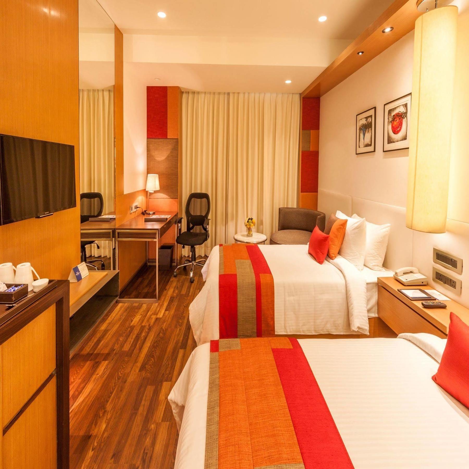 Deventure Sarovar Portico Kapashera, New Hotel